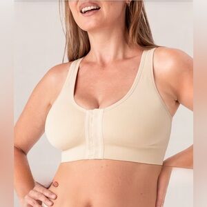NWT Truekind Daily Comfort Posture Bra Size L Chai